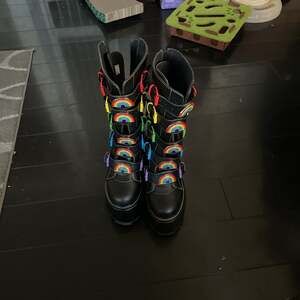 YRU Dune Rainbow Platform Boots